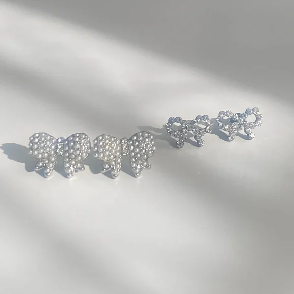 Bow Earring Set - Picture 5 of 6